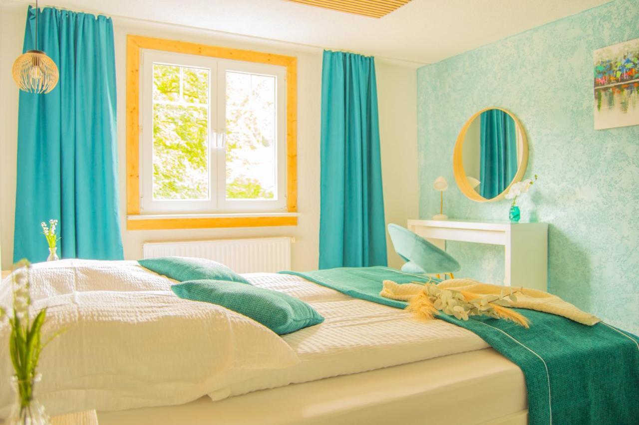 Wellnessoase Mitten In Der Wasserfallstadt Triberg Triberg im Schwarzwald Luaran gambar