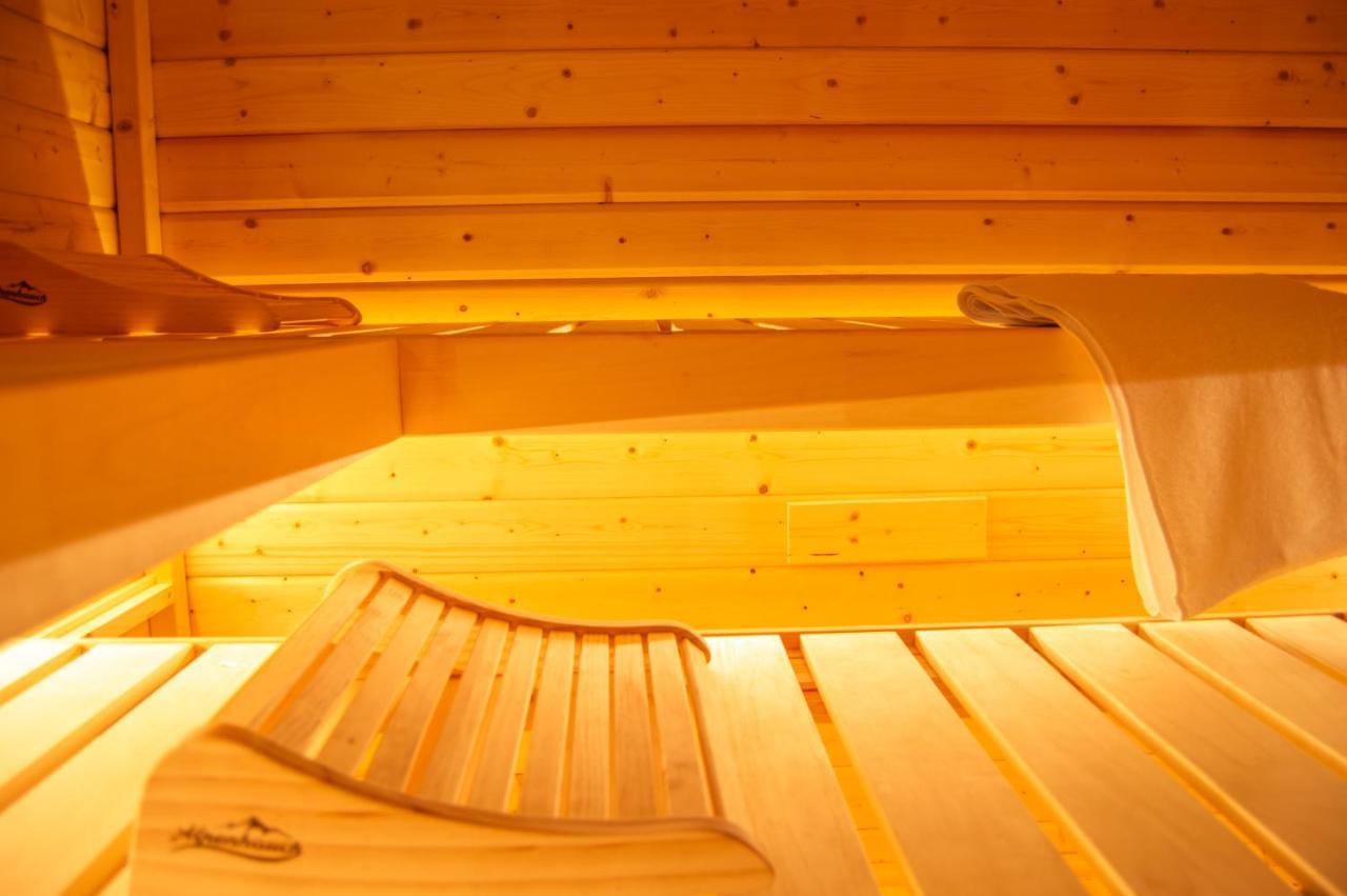 Wellnessoase Mitten In Der Wasserfallstadt Triberg Triberg im Schwarzwald Luaran gambar