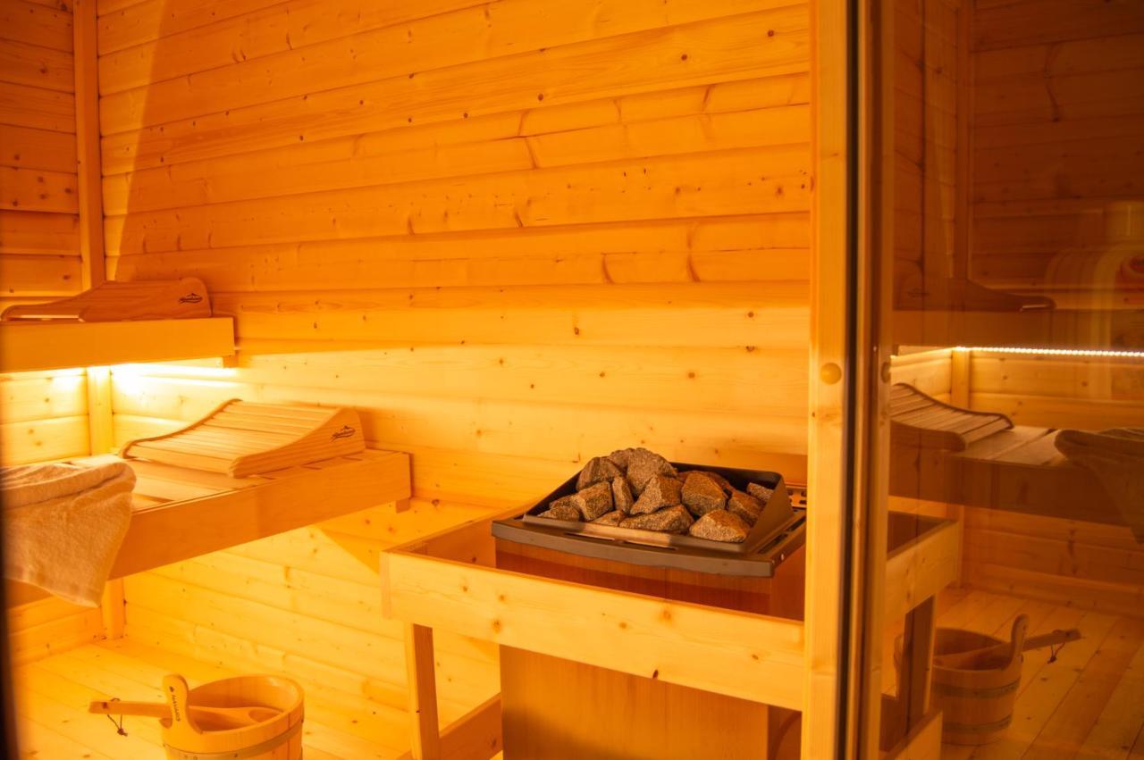 Wellnessoase Mitten In Der Wasserfallstadt Triberg Triberg im Schwarzwald Luaran gambar